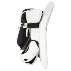 CCM Extreme Flex E5.9 Intermediate Goalie Blocker 9 CCM Extreme Flex E5.9 Intermediate Goalie Blocker -Hockey Series Store ccm goalie blocker extreme flex 5 e 5 9 int inset2